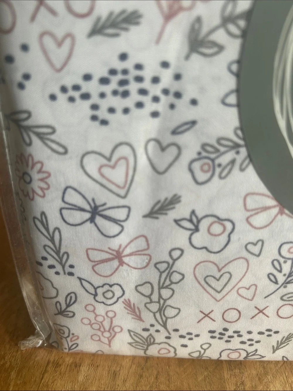 Maeve & Rose Q Sheet 4pc Set - Fits Mattress up to 17”Floral Hearts Butterflies